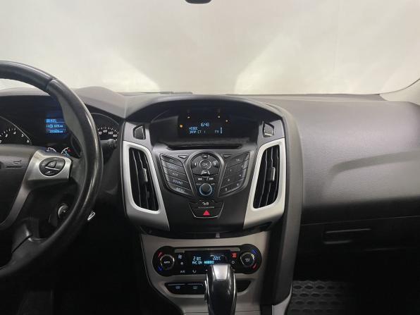 Ford Focus III с пробегом 2014 года, цена 890 000 рублей, 223826 км, универсал, Автокод Объявления