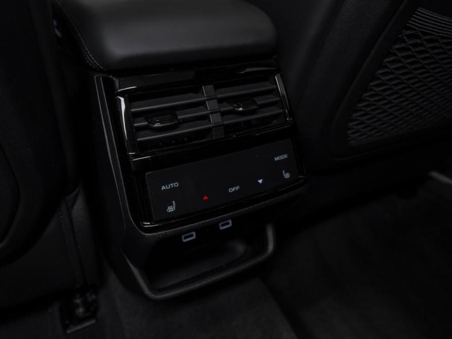 Geely Monjaro I Москва  - изображение 15