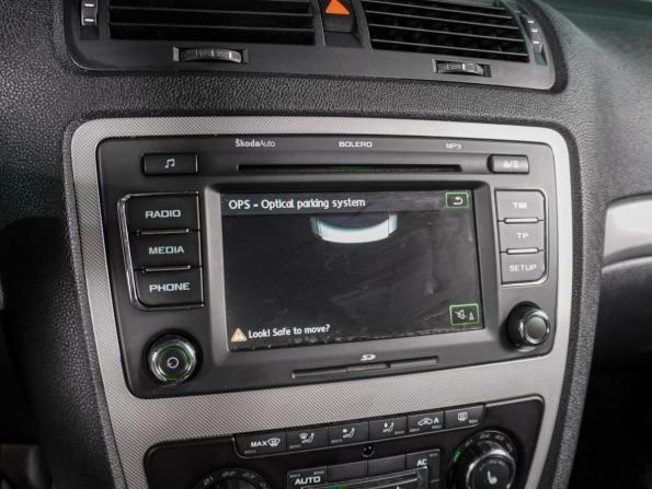 Skoda Octavia II (A5) Рестайлинг с пробегом 2011 года, цена 1 069 000 рублей, 117285 км, лифтбек, Автокод Объявления