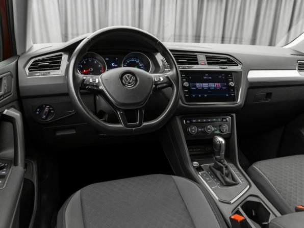 Volkswagen Tiguan II с пробегом 2019 года, цена 2 200 000 рублей, 100253 км, внедорожник, Автокод Объявления