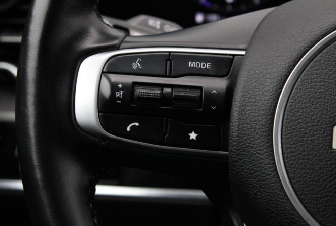 Kia Sportage IV Рестайлинг с пробегом 2022 года, цена 3 780 000 рублей, 58969 км, внедорожник, Автокод Объявления