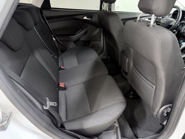 Ford Focus III Рестайлинг с пробегом 2019 года, цена 1 040 000 рублей, 203258 км, хэтчбек, Автокод Объявления
