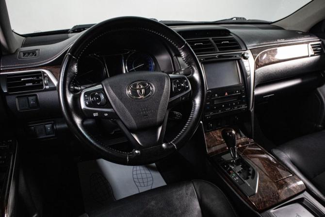 Toyota Camry VII (XV50) Рестайлинг с пробегом 2015 года, цена 2 199 000 рублей, 190125 км, седан, Автокод Объявления