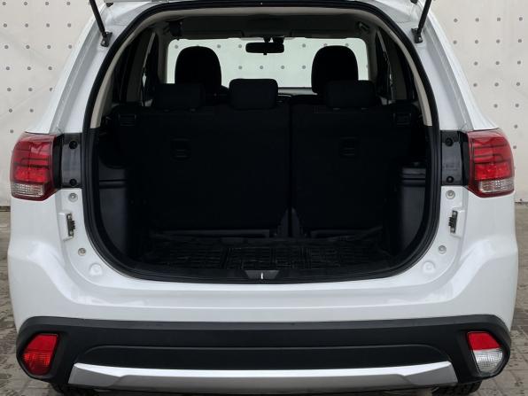 Mitsubishi Outlander III Рестайлинг 2 с пробегом 2016 года, цена 1 795 000 рублей, 108966 км, внедорожник, Автокод Объявления