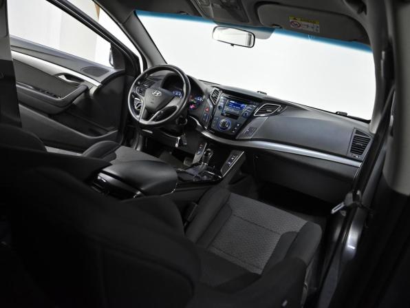 Hyundai i40 I Рестайлинг с пробегом 2015 года, цена 1 399 000 рублей, 129000 км, седан, Автокод Объявления