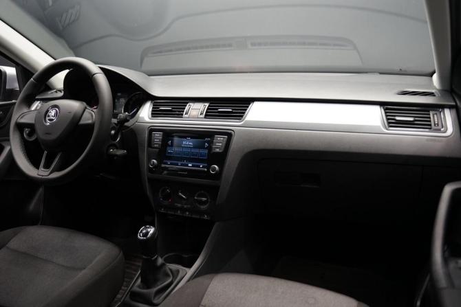 Skoda Rapid I Рестайлинг с пробегом 2019 года, цена 1 250 000 рублей, 158000 км, лифтбек, Автокод Объявления