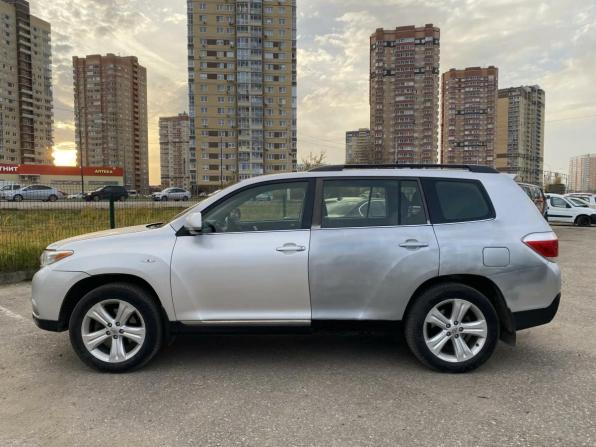 Toyota Highlander II (XU40) Рестайлинг с пробегом 2012 года, цена 1 450 000 рублей, 136600 км, внедорожник, Автокод Объявления