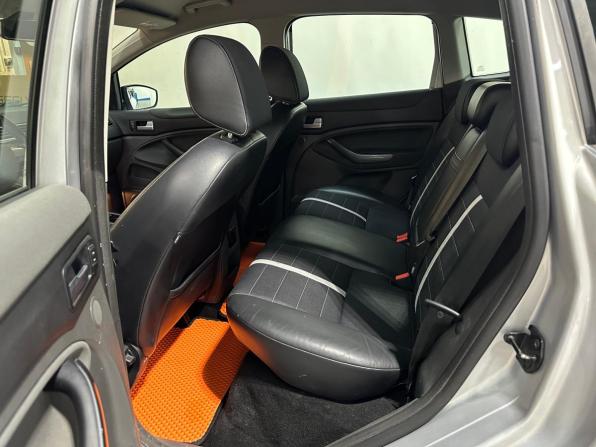 Ford Kuga I с пробегом 2012 года, цена 990 000 рублей, 238793 км, внедорожник, Автокод Объявления