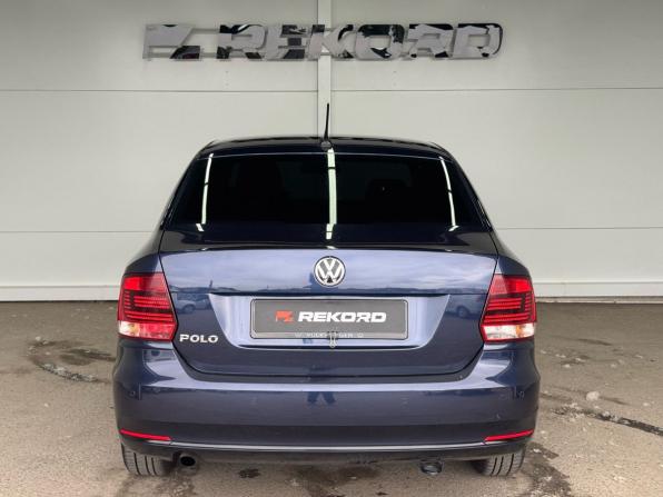 Volkswagen Polo V Рестайлинг с пробегом 2017 года, цена 1 299 000 рублей, 77617 км, седан, Автокод Объявления