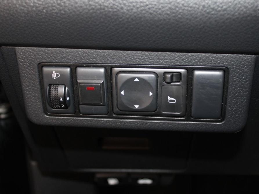 Nissan Tiida I Рестайлинг Старый Оскол  - изображение 15