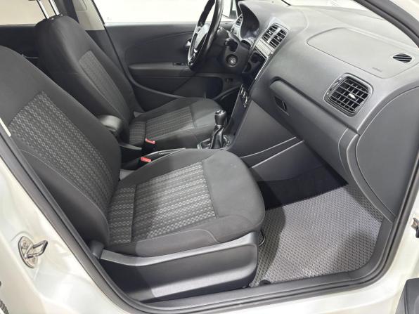 Volkswagen Polo V Рестайлинг с пробегом 2018 года, цена 1 130 000 рублей, 87968 км, седан, Автокод Объявления