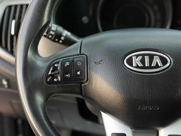 Kia Sportage III с пробегом 2011 года, цена 1 280 000 рублей, 242824 км, внедорожник, Автокод Объявления