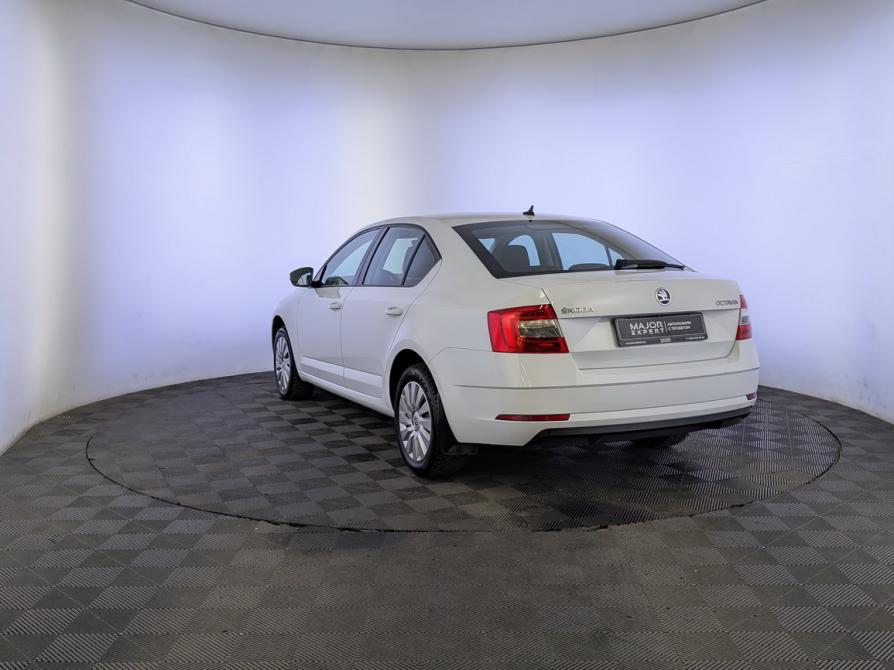 Skoda Octavia III (A7) Рестайлинг Москва  - изображение 7