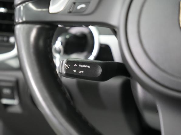 Porsche Cayenne II (958) с пробегом 2011 года, цена 2 850 000 рублей, 165500 км, внедорожник, Автокод Объявления