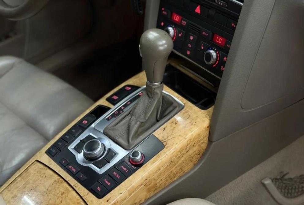 Audi A6 III (C6) Екатеринбург  - изображение 12