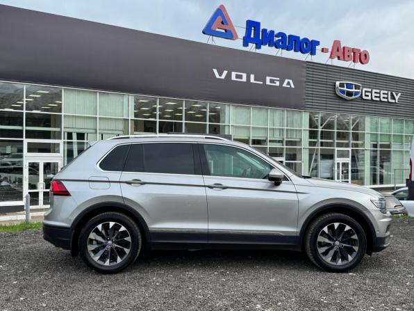 Volkswagen Tiguan II с пробегом 2018 года, цена 2 730 000 рублей, 131067 км, внедорожник, Автокод Объявления