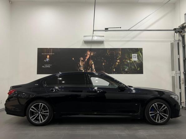 BMW 7 серии VI (G11/G12) Рестайлинг с пробегом 2019 года, цена 8 755 000 рублей, 110590 км, седан, Автокод Объявления