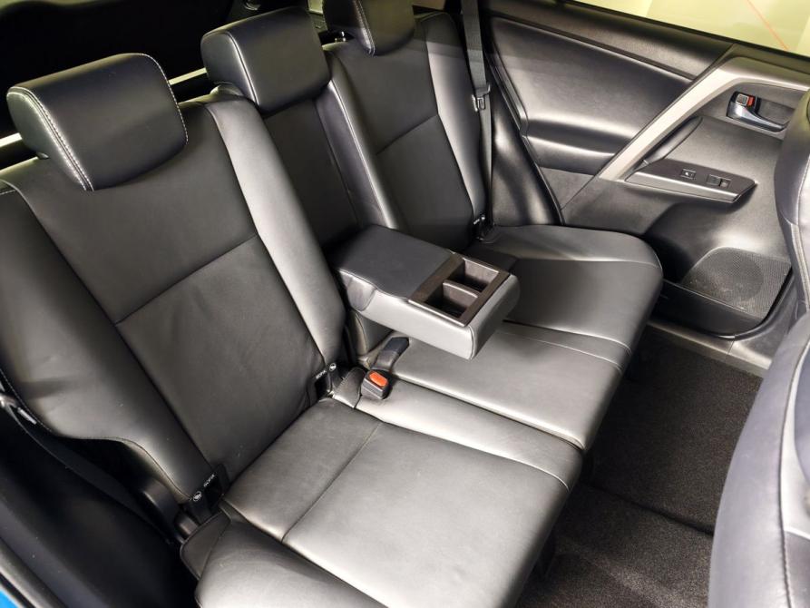 Toyota RAV4 IV (XA40) Рестайлинг Москва  - изображение 17