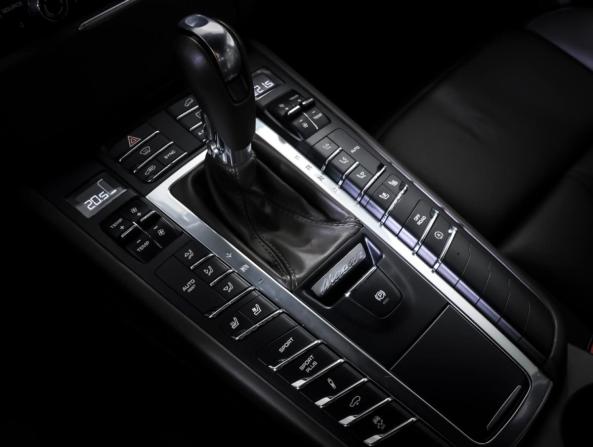 Porsche Macan I с пробегом 2014 года, цена 2 690 000 рублей, 122788 км, внедорожник, Автокод Объявления