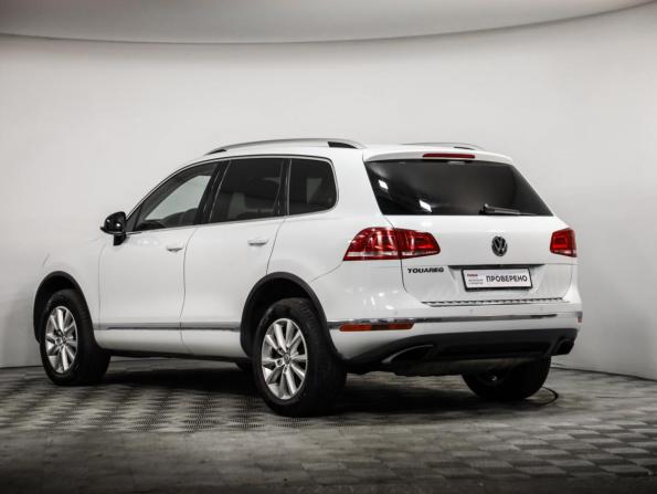Volkswagen Touareg II Рестайлинг с пробегом 2015 года, цена 2 189 000 рублей, 231630 км, внедорожник, Автокод Объявления