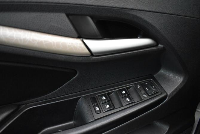 Lada (ВАЗ) Vesta I с пробегом 2018 года, цена 950 000 рублей, 131306 км, седан, Автокод Объявления