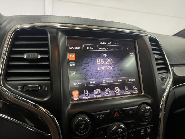 Jeep Grand Cherokee IV (WK2) Рестайлинг с пробегом 2013 года, цена 2 229 900 рублей, 196814 км, внедорожник, Автокод Объявления