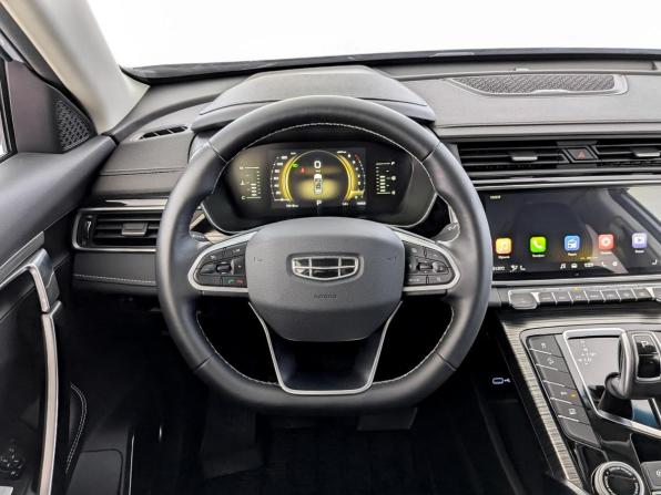 Geely Atlas Pro с пробегом 2024 года, цена 2 170 000 рублей, 7911 км, внедорожник, Автокод Объявления