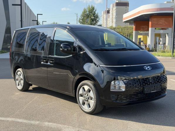 Hyundai Staria I с пробегом 2025 года, цена 4 600 000 рублей, 2000 км, минивэн, Автокод Объявления