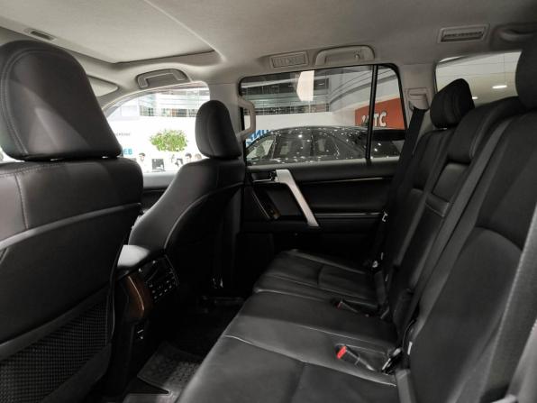 Toyota Land Cruiser Prado 150 Series Рестайлинг 1 с пробегом 2015 года, цена 4 250 000 рублей, 107157 км, внедорожник, Автокод Объявления