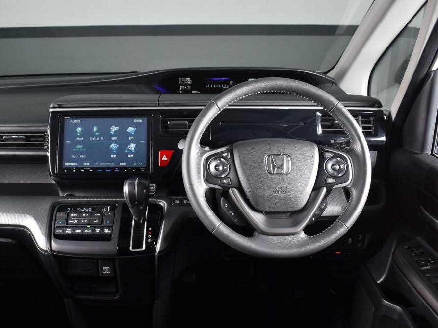 Honda Stepwgn V Рестайлинг Кемерово  - изображение 11