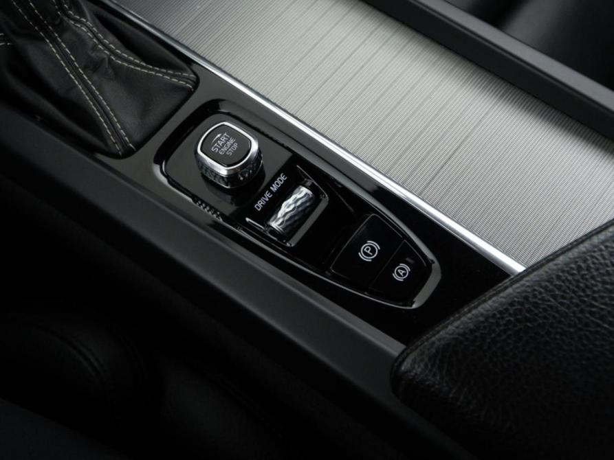 Volvo XC60 II Москва  - изображение 19