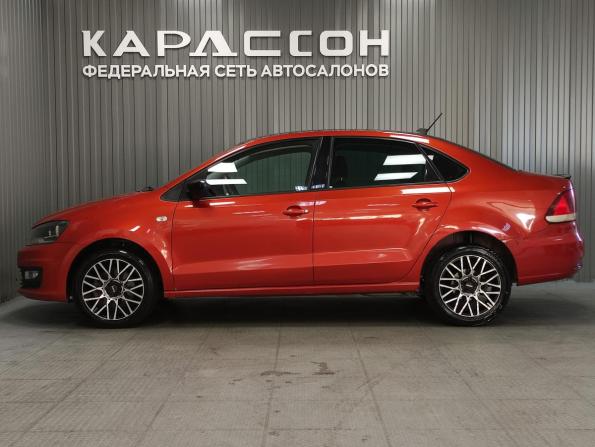 Volkswagen Polo V Рестайлинг с пробегом 2017 года, цена 950 000 рублей, 125540 км, седан, Автокод Объявления