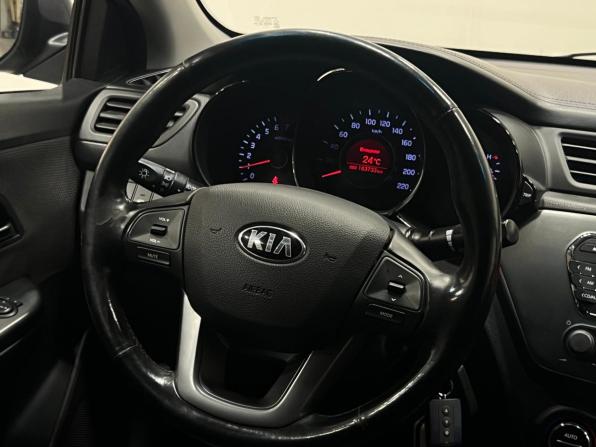 Kia Rio III с пробегом 2013 года, цена 715 000 рублей, 183733 км, седан, Автокод Объявления