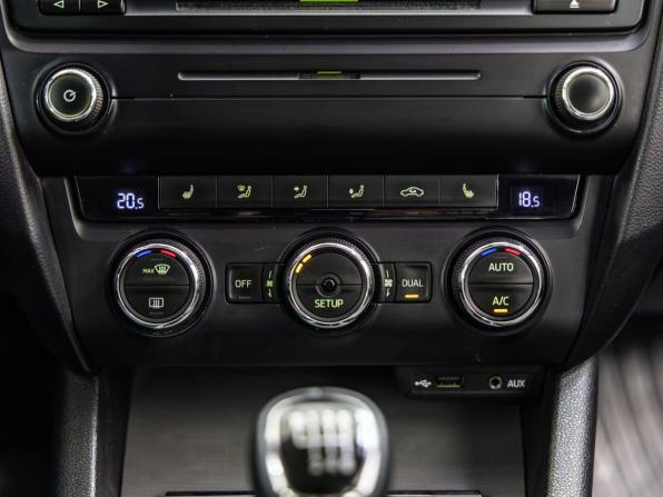 Skoda Octavia III (A7) с пробегом 2014 года, цена 938 000 рублей, 158375 км, лифтбек, Автокод Объявления