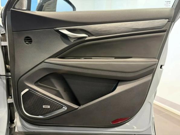 Geely Tugella I Рестайлинг с пробегом 2023 года, цена 2 980 000 рублей, 29779 км, внедорожник, Автокод Объявления