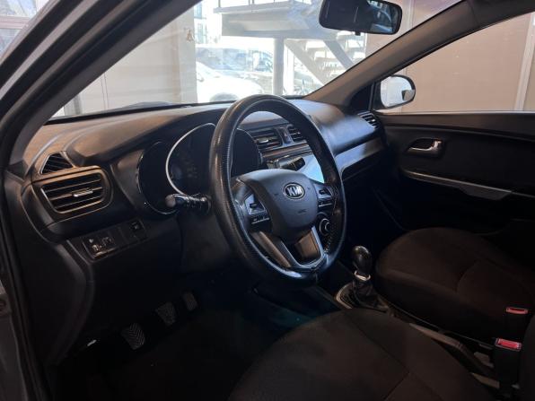 Kia Rio III с пробегом 2013 года, цена 618 000 рублей, 236753 км, седан, Автокод Объявления