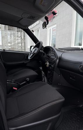 Chevrolet Niva I Рестайлинг с пробегом 2017 года, цена 640 000 рублей, 174340 км, внедорожник, Автокод Объявления