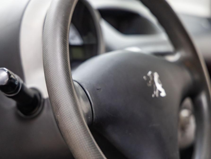 Peugeot 107 I Рестайлинг Волгоград  - изображение 23
