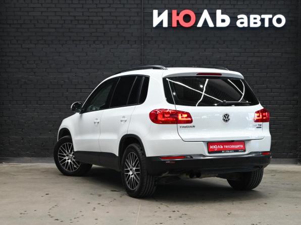 Volkswagen Tiguan I Рестайлинг с пробегом 2014 года, цена 1 600 000 рублей, 193267 км, внедорожник, Автокод Объявления