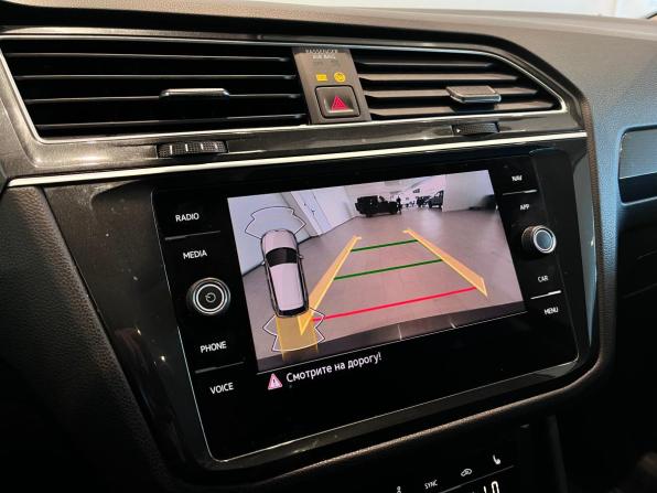 Volkswagen Tiguan II Рестайлинг с пробегом 2021 года, цена 3 120 000 рублей, 147750 км, внедорожник, Автокод Объявления