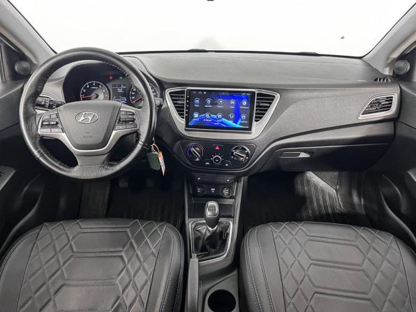 Hyundai Solaris II с пробегом 2020 года, цена 1 373 700 рублей, 73889 км, седан, Автокод Объявления