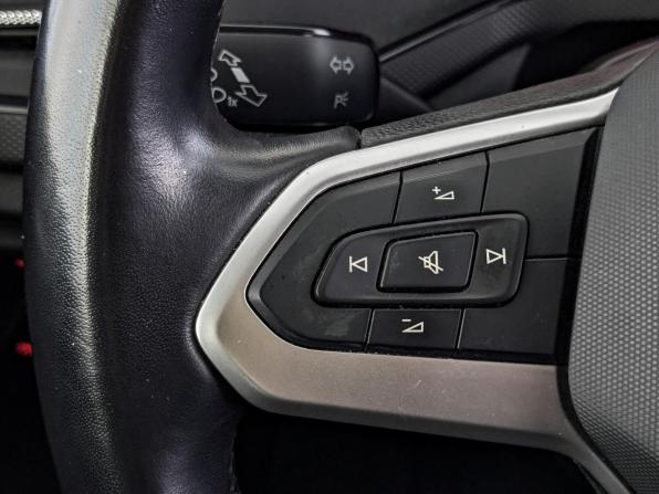 Volkswagen Polo VI с пробегом 2022 года, цена 1 649 000 рублей, 89293 км, лифтбек, Автокод Объявления