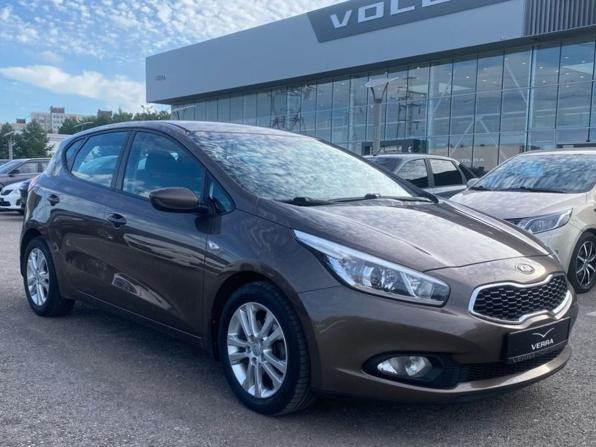 Kia Ceed II с пробегом 2012 года, цена 1 190 000 рублей, 109893 км, хэтчбек, Автокод Объявления