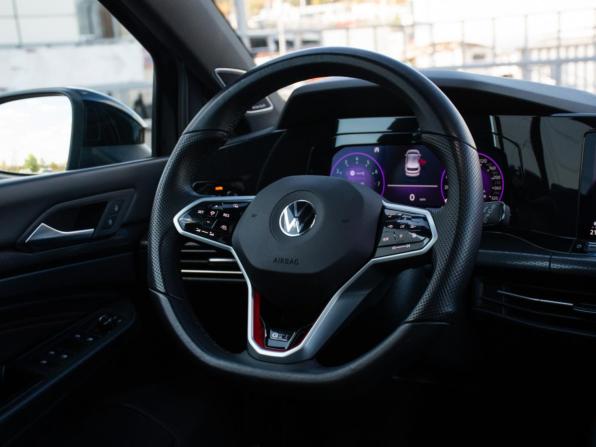 Volkswagen Golf GTI VIII с пробегом 2021 года, цена 3 528 000 рублей, 80182 км, хэтчбек, Автокод Объявления