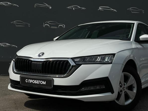 Skoda Octavia IV (A8) с пробегом 2021 года, цена 2 230 400 рублей, 54126 км, лифтбек, Автокод Объявления