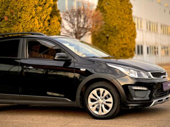 Kia Rio IV с пробегом 2018 года, цена 1 560 000 рублей, 102885 км, хэтчбек, Автокод Объявления