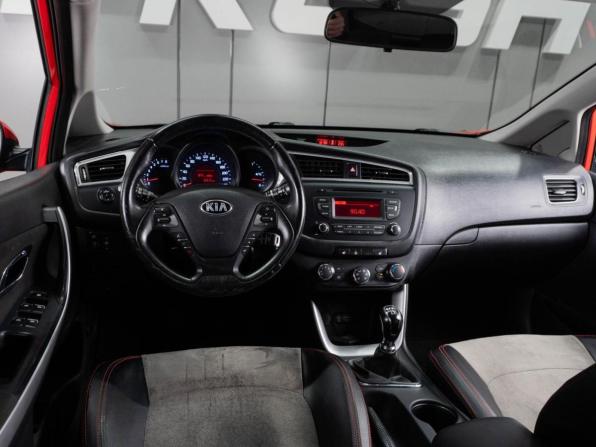 Kia Ceed II Рестайлинг с пробегом 2016 года, цена 990 000 рублей, 170305 км, хэтчбек, Автокод Объявления