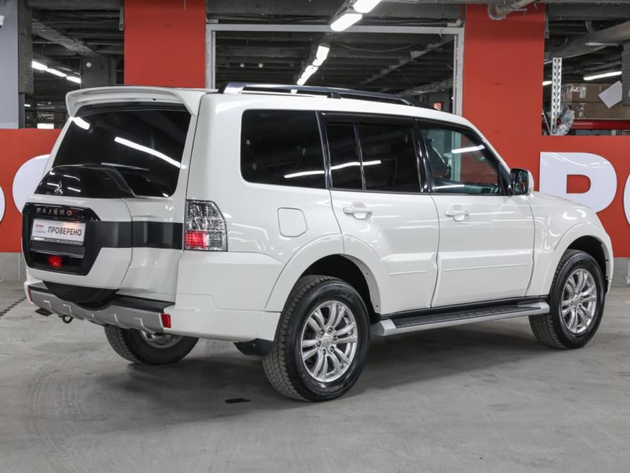 Mitsubishi Pajero IV Рестайлинг 2 Москва  - изображение 6