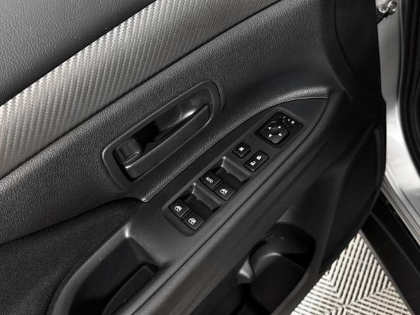 Mitsubishi Outlander III Рестайлинг 2 с пробегом 2016 года, цена 1 678 000 рублей, 134727 км, внедорожник, Автокод Объявления