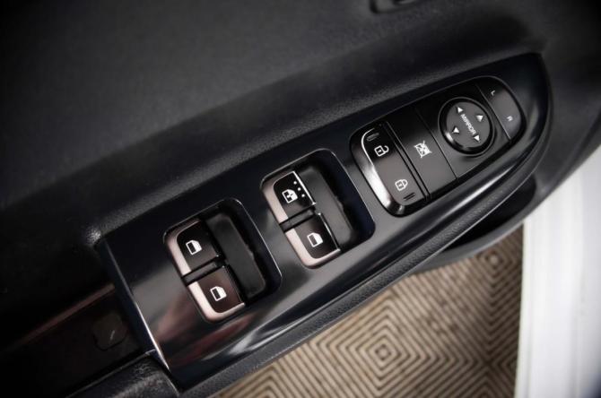 Kia Rio IV с пробегом 2019 года, цена 1 299 000 рублей, 141000 км, седан, Автокод Объявления